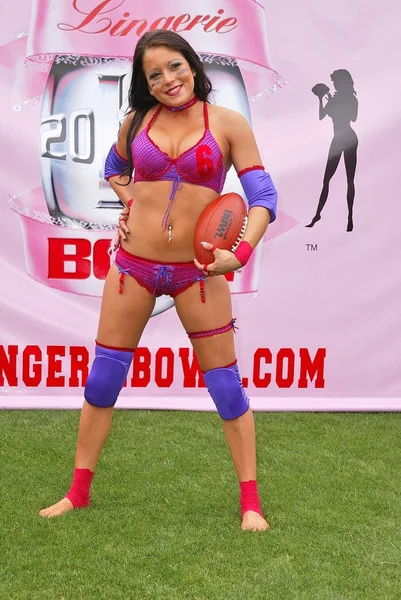 iç çamaşırı kase III kick-off