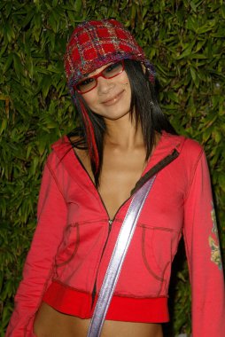 köpük dergisinde bir yıl yıldönümü partisi