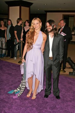 12 yıllık yarış MS silmek için