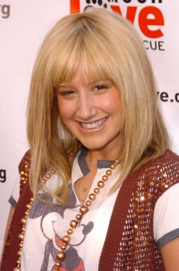 Ashley tisdale