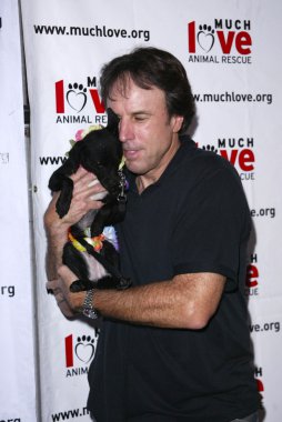 Hayvan Kurtarma ekibi 4 yıllık ünlü komedi parası çok seviyorum