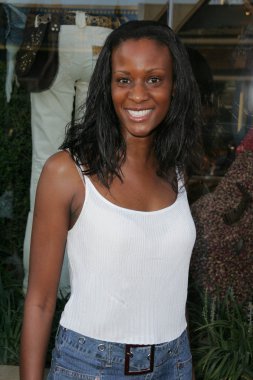 antik denim imza mağaza açma