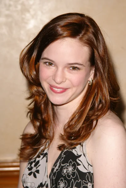 26 yıllık genç artist Ödülleri