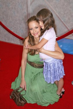 Kelly preston gök yüksek, el capitan, hollywood, ca 07-24-05 dünya galasında