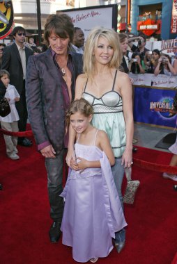Richie sambora, heather Locklear'ı ve ava elizabeth locklear