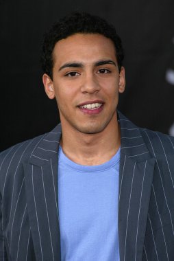 Victor Rasuk