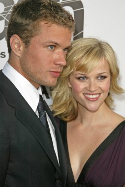Ryan phillippe ve reese witherspoon