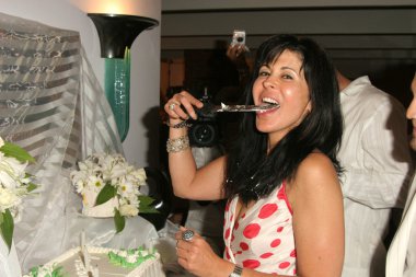 Maria conchita alonso sürpriz doğum günü partisi