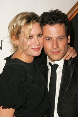 Alice evans ve Ioan gruffudd, üçüncü yıllık entertainment weekly pre-emmy partide. Cabana kulübü, hollywood, ca. 09-17-05