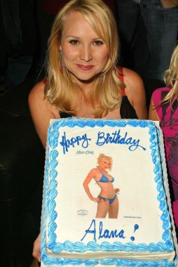 alana köri ve onun doğum günü pastası, alana currys doğum bash, spider club, hollywood, ca 05-04-05