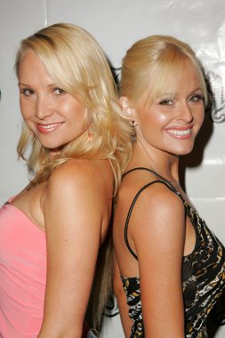 alana köri ve katie lohmann, jelessy toplama yaz parti. Cabana kulübü, hollywood, ca. 08-17-05