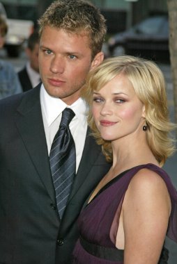 Ryan phillippe ve reese witherspoon