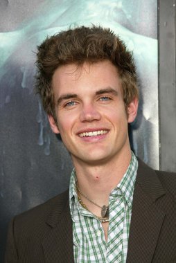 Tyler Hilton