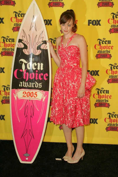Alexis bledel, 2005 teen choice Ödülleri. Universal studios, universal city, ca. 05-08-14. — Stok fotoğraf