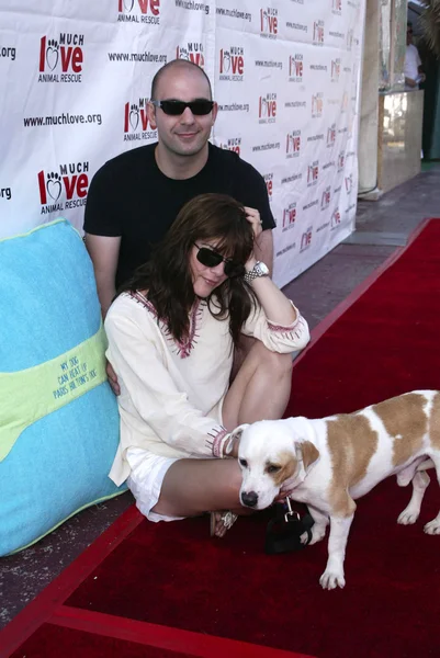 Ахмет Заппа с Сельмой Блэр и Ники Виор на Much Love Animal Rescues 4th Annual Celebrity Comedy Benefit. Laugh Factory, Лос-Анджелес, Калифорния. 08-10-05 — стоковое фото