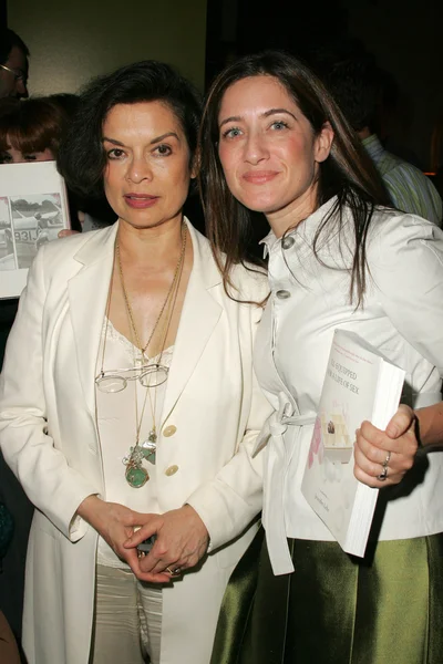 Bianca Jagger, Jennifer Lehr — Zdjęcie stockowe