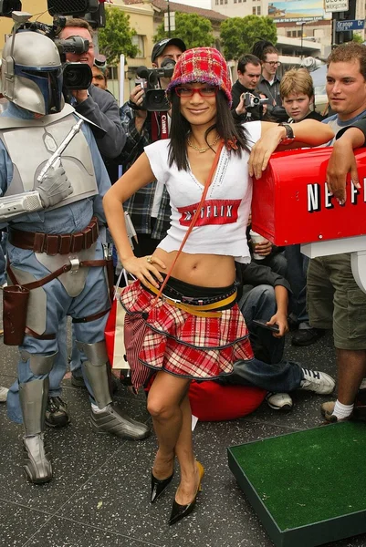 Bai ling ve eetflix star wars hayranları için dvd Rölyef teslim