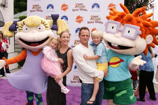 Lauralee Bell and family — Stock Photo, Image