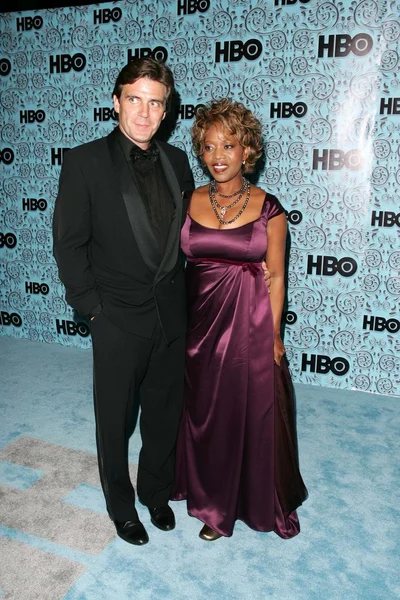 Alfre woodard och roderick spence — Stockfoto