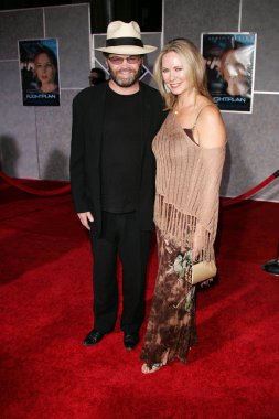 Mickey dolenz ve karısı donna