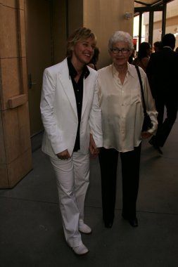 32 yıllık gündüz emmy yaratıcı sanat Ödülleri