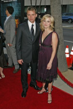 Ryan phillippe ve reese witherspoon