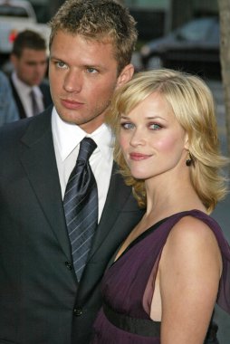 Ryan phillippe ve reese witherspoon