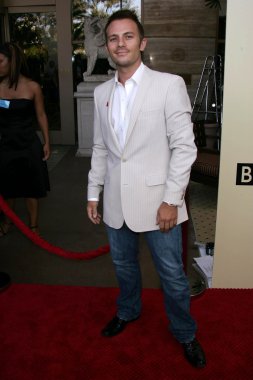 3 yıllık bafta la emmy adayı çay parti