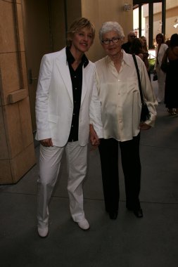 32 yıllık gündüz emmy yaratıcı sanat Ödülleri