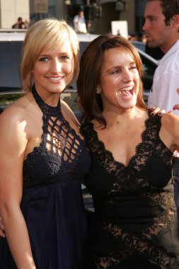 Ashlee Simpson, Tina Simpson