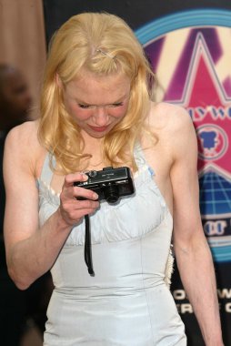 Renee zellweger yıldızı hollywood Şöhret Kaldırımı