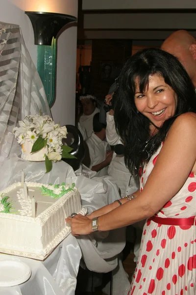Maria conchita alonso överraskning födelsedagsfest — Stockfoto