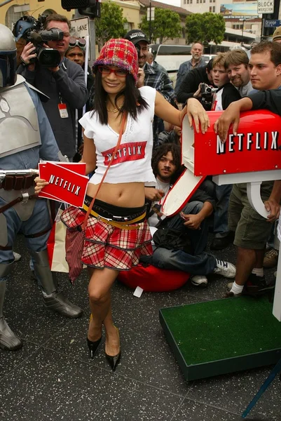 Bai ling ve eetflix star wars hayranları için dvd Rölyef teslim