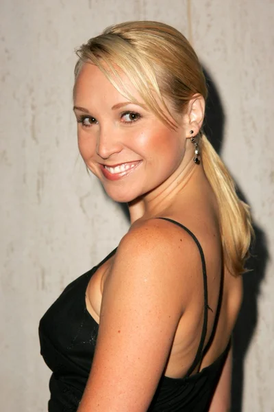 Alana Curry at the Special Screening of Universal Pictures The 40 Year-Old Virgin to benefit The Phillip DeMars Cancer Fund. Universal Studios, Universal City, CA. 08-08-05. — Stock Photo, Image