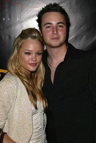 Taylor Hoover y Jake Coco — Foto de Stock