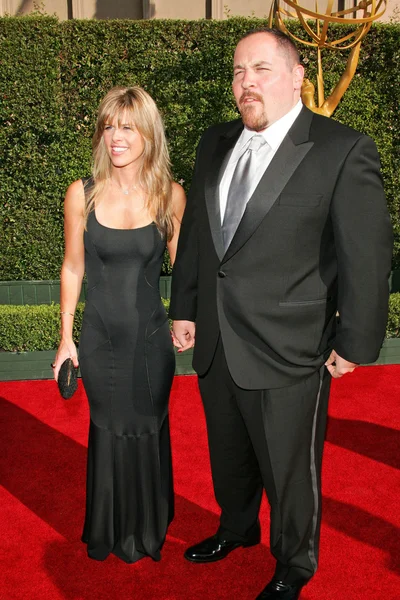 Jon Favreau and wife Joya — Stock Photo, Image