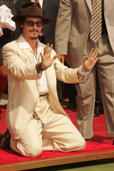 Johnny depp rękę i ślad ceremonii — Zdjęcie stockowe