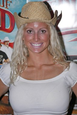 97.1 Fm Talk Daisy Dukes rekabet