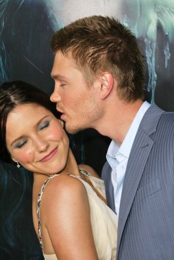 Sophia bush ve chad michael murray