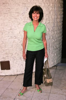 Adrienne barbeau evrenselleri Kara öldü, mann Ulusal Tiyatro, westwood, ca 06-20-05 galasında