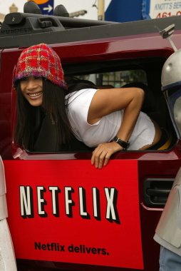 Bai ling ve eetflix star wars hayranları için dvd Rölyef teslim