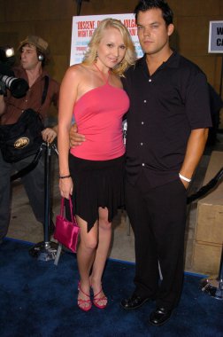 alana köri ve burke bryant, los angeles prömiyeri aristokratlar, Mısır Tiyatro, hollywood, ca 07-20-05