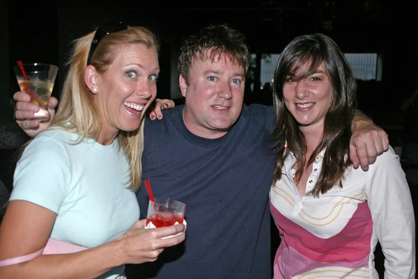 "Frosty, Heidi y Frank "Martini Mingle en el RocBar — Foto de Stock