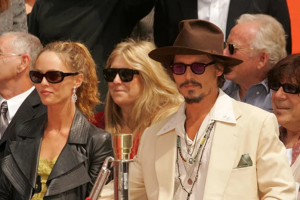 Vanessa Paradis con Johnny Depp — Foto de Stock