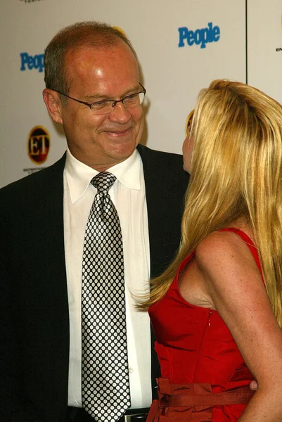 Kelsey grammer och vän på underhållning ikväll emmy party sponsras av tidningen, mondrian hotel, west hollywood, ca 09-18-05 — Stockfoto