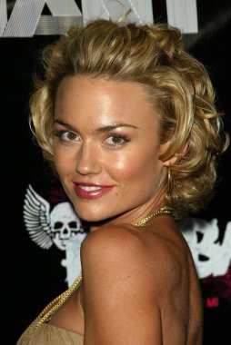 Dev dergisinin ilk yıldönümü partisi