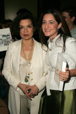 Bianca Jagger, Jennifer Lehr