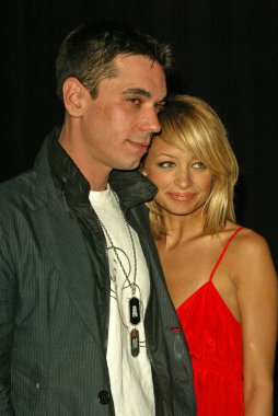 Maxim Dergisi sıcak 100 parti