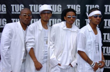 T.U.G. ve evrensel nihai tüm beyaz dinleme bölümü mevcut