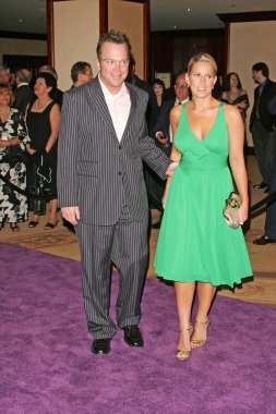 Tom arnold ve shelby roos